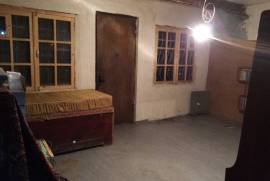 Продается квартира, 4 Kомнатная, Старое здание, Тбилиси, saburtalo