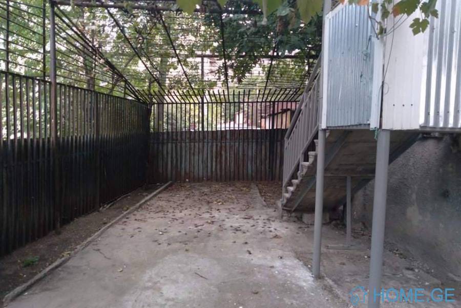 Продается квартира, 3 Kомнатная, Старое здание, Тбилиси, Варкетили
