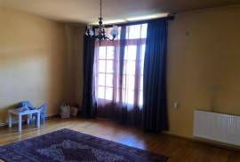 Продается квартира, 4 Kомнатная, Старое здание, Тбилиси, saburtalo