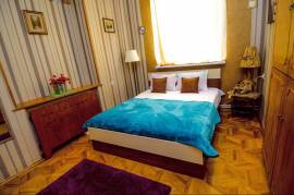 Apartment for sale, 9 Room, Old building, Tbilisi, Chugureti