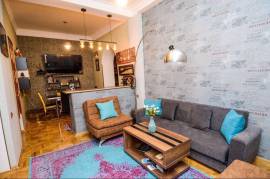 Apartment for sale, 9 Room, Old building, Tbilisi, Chugureti