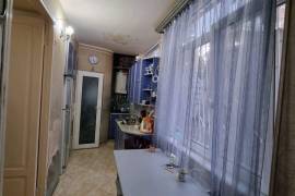 Apartment for sale, Old building, Chugureti