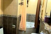 ქირავდება ბინა, 2 ოთახიანი, ძველი აშენებული, თბილისი, სოლოლაკი