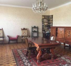 Apartment for sale, Old building