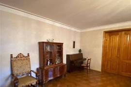 Apartment for sale, Old building, Nadzaladevi