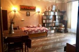 Apartment for sale, Old building, Chugureti