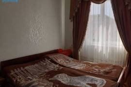Продается квартира, 3 Kомнатная, Старое здание, Тбилиси, Варкетили