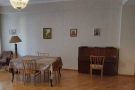 იყიდება ბინა, ახალი აშენებული, საბურთალო