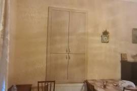 Продается квартира, 3 Kомнатная, Старое здание, Тбилиси, Чугурети