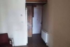 Продается квартира, 4 Kомнатная, Старое здание, Тбилиси, Исани