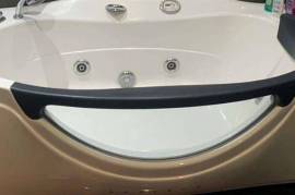 ქირავდება ბინა დღიურად, 3 ოთახიანი, ახალი აშენებული, თბილისი, საბურთალო