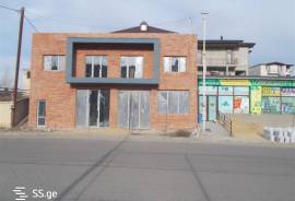 For Rent, Universal commercial space, Lisi lake